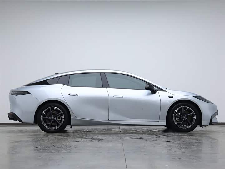 GAC Hyptec GT 2023 2023款 560后驱七翼版