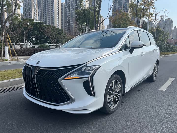 Dongfeng Forthing Yacht 2022 2022款 1.5T DCT逐浪版