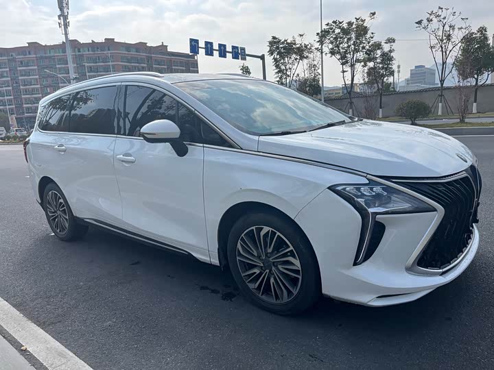 Dongfeng Forthing Yacht 2022 2022款 1.5T DCT逐浪版