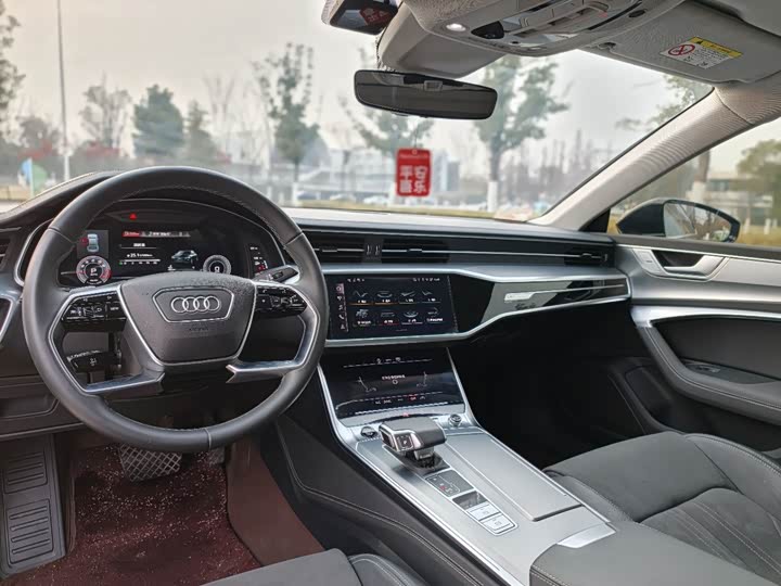 Audi A7L 2024 2024款 45 TFSI 豪华型