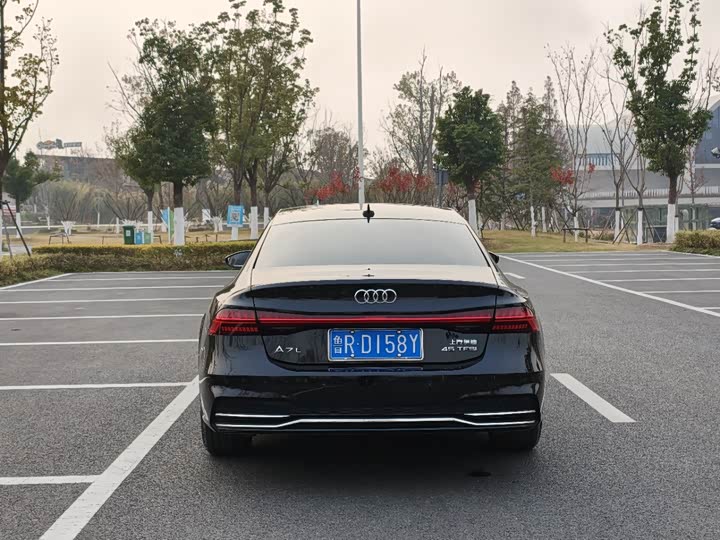 Audi A7L 2024 2024款 45 TFSI 豪华型
