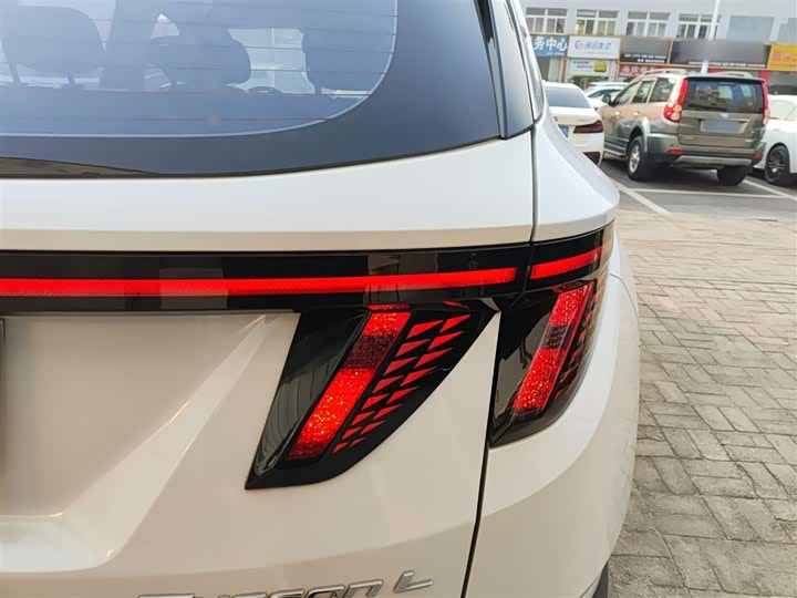 Hyundai Tucson L 2023 2023款 途胜L 1.5T 自动两驱DLX豪华版