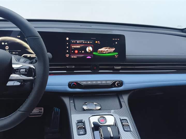 GAC Trumpchi Empow R 2023 2023款 影豹H 智能混动版