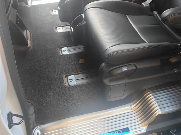 Honda Elysion 2024 2024款 2.0L e:HEV 经典版