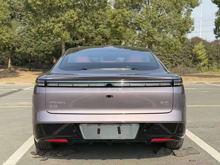 Exeed Sterra ES 2025 2025款 增程 Max 城区辅助驾驶