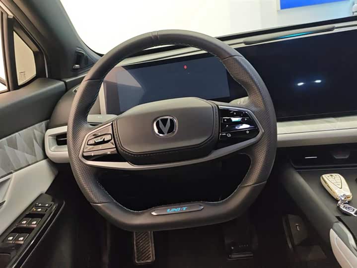 Changan UNI-T 2023 2023款 第二代 1.5T 尊享型