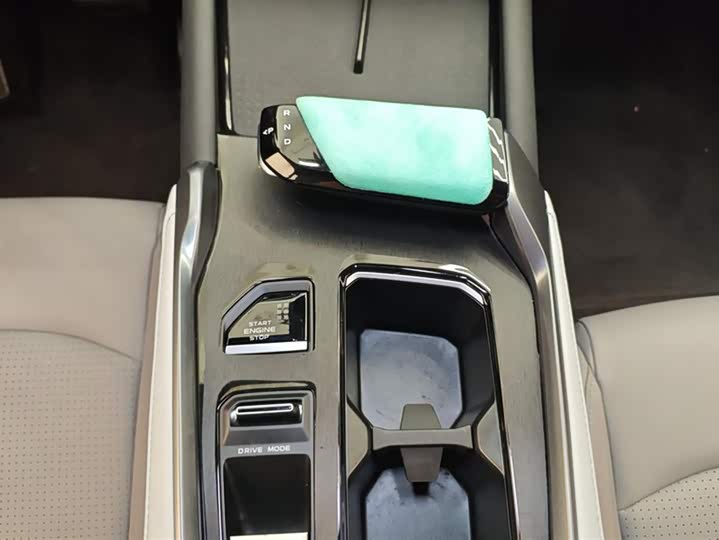 Changan UNI-T 2023 2023款 第二代 1.5T 尊享型