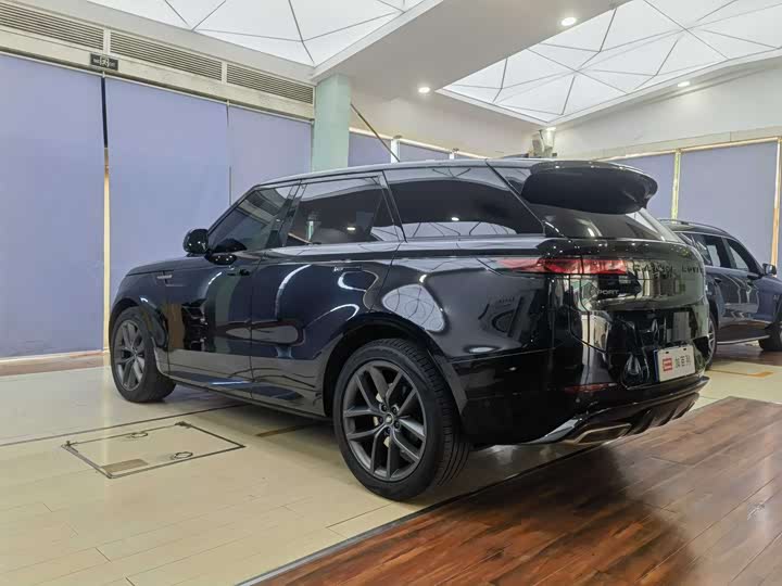 Land Rover Range Rover Sport 2024 2024款 400PS Dynamic SE