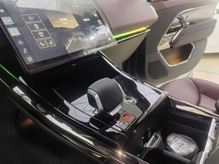 Land Rover Range Rover Sport 2024 2024款 400PS Dynamic SE