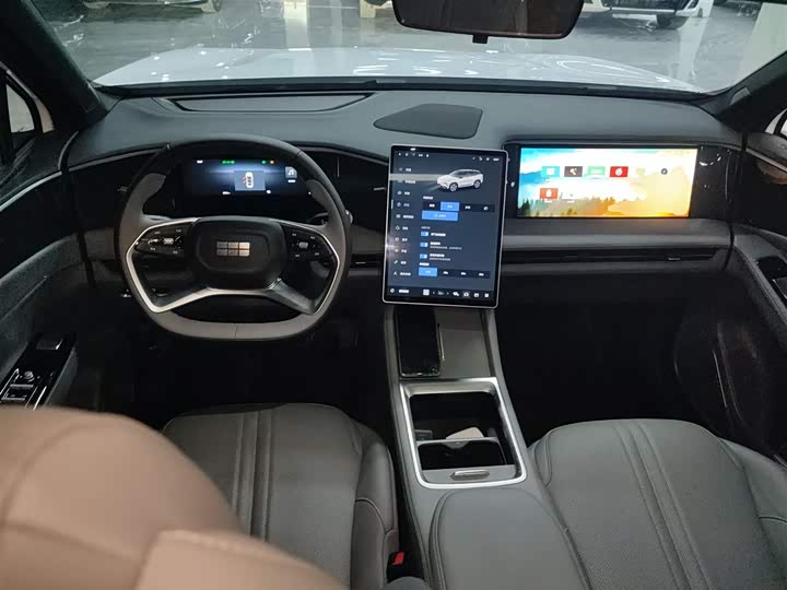 Geely Galaxy L7 2025 2025款 EM-i 115km 探索版