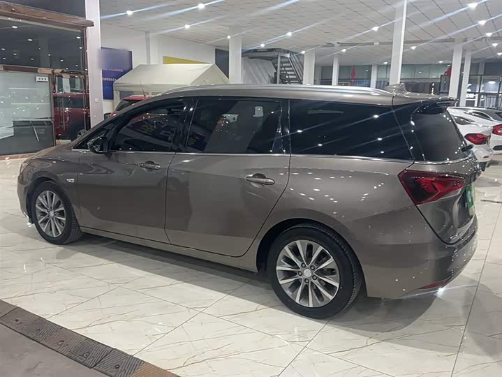 Buick GL6 2021 2021款 323T 轻混动互联豪华型