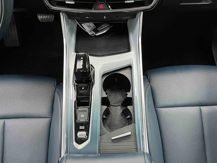 Geely Jiaji 2023 2023款 嘉际L 1.5TD DCT尊贵型