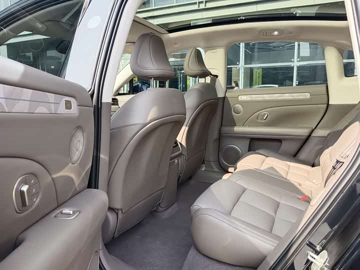 IM motors LS6 2026 2026款 增程 66 Max+