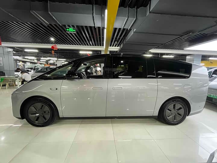 LiXiang Mega 2024 2024款 Ultra