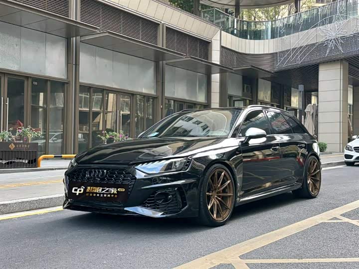 Audi RS 4 2021 2021款 RS4 Avant 黑曜版
