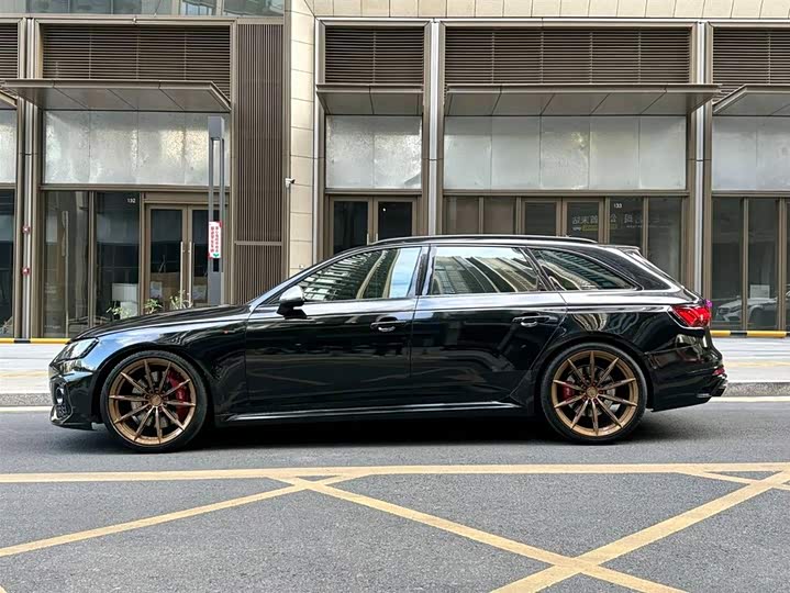 Audi RS 4 2021 2021款 RS4 Avant 黑曜版