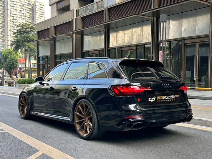 Audi RS 4 2021 2021款 RS4 Avant 黑曜版