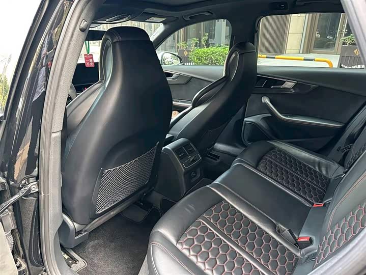 Audi RS 4 2021 2021款 RS4 Avant 黑曜版