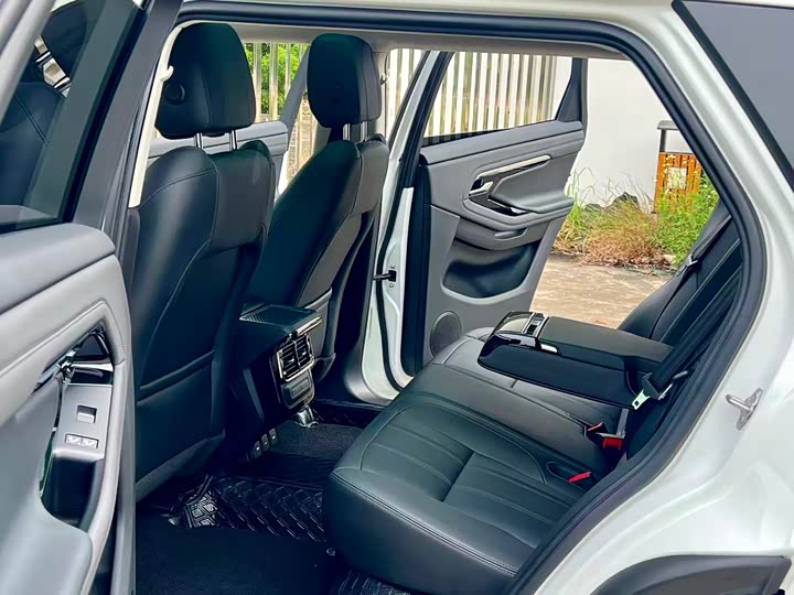 Land Rover Range Rover Evoque L Hybrid 2023 2023款 极光L P300e 插电式电动混合版