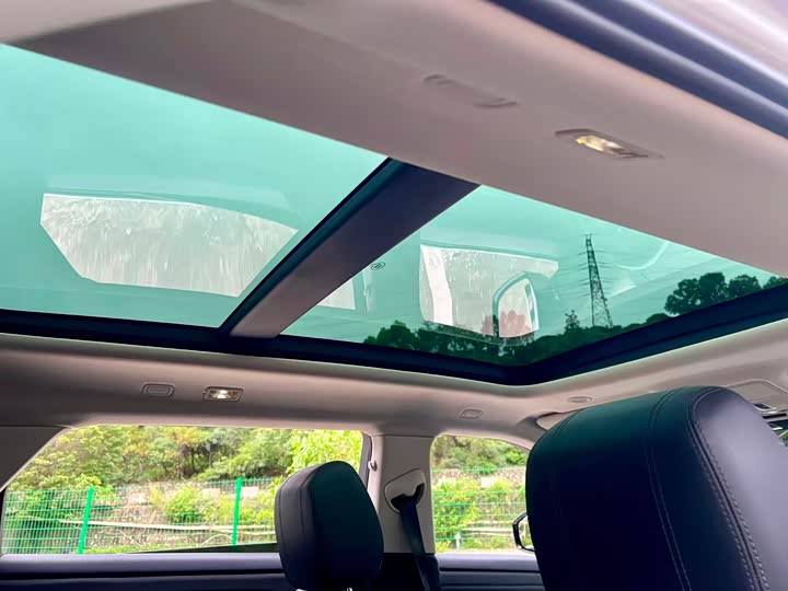 Land Rover Range Rover Evoque L Hybrid 2023 2023款 极光L P300e 插电式电动混合版