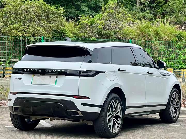 Land Rover Range Rover Evoque L Hybrid 2023 2023款 极光L P300e 插电式电动混合版