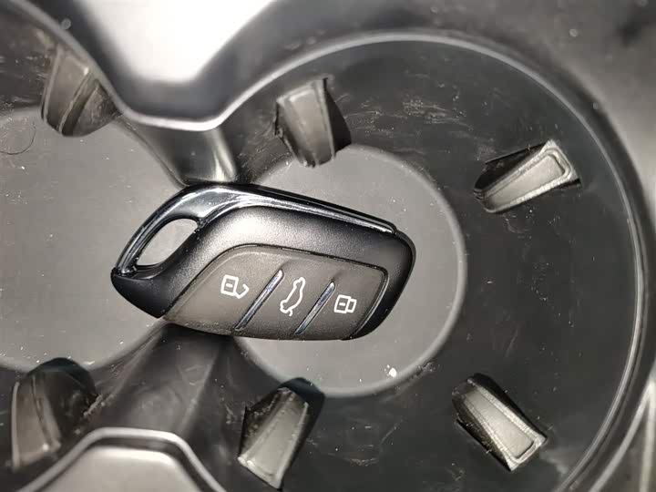 MG Motor 5 2025 2025款 180DVVT 全球抢先版