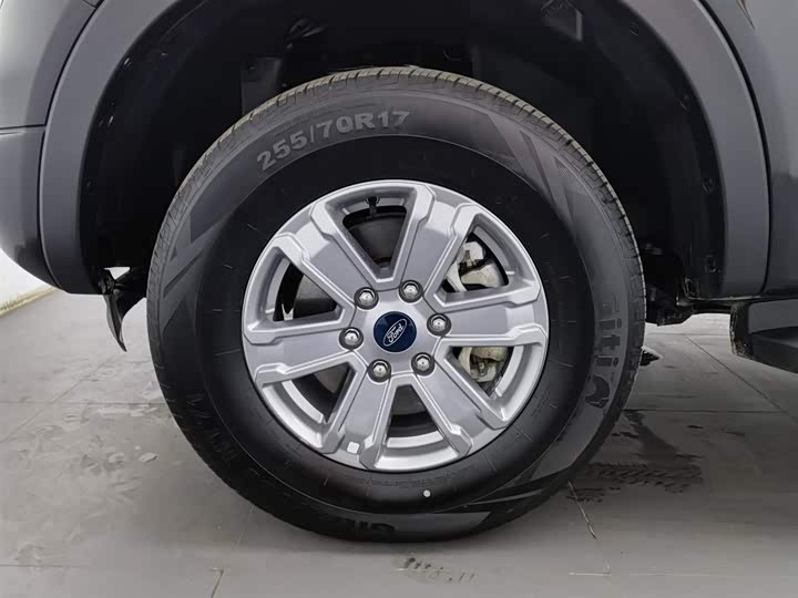 Ford Ranger 2023 2023款 山林四驱自动版 汽油