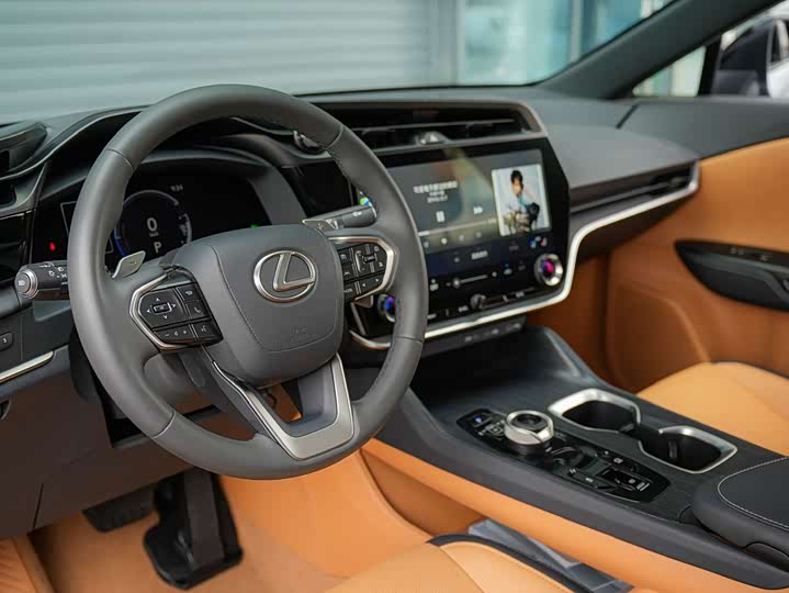 Lexus RZ 2023 2023款 450e 四驱纵享版