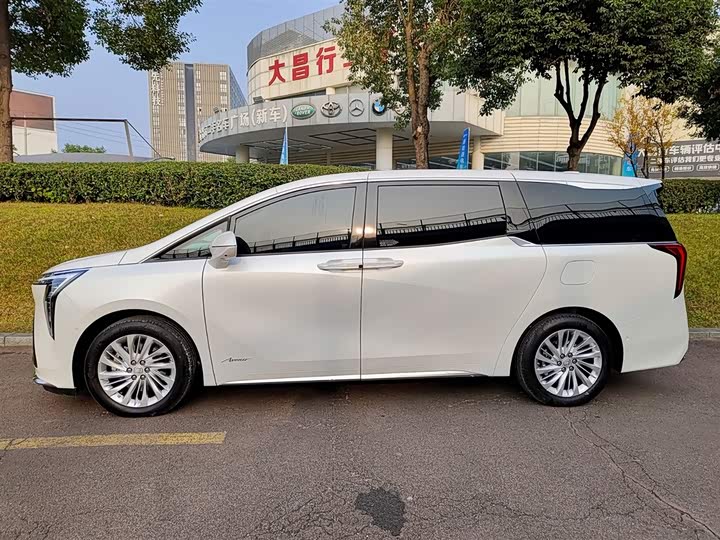 2025 Buick GL8 Century