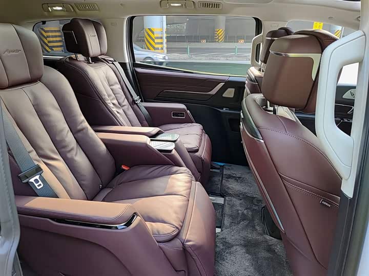 Buick GL8 Century 2025 2025款 2.0T 七座蕴世版