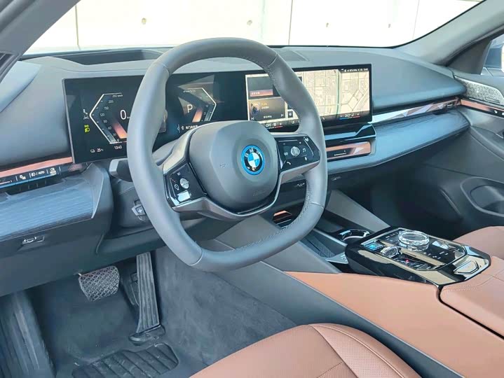 BMW i5 2024 2024款 eDrive 35L 尊享型 豪华套装