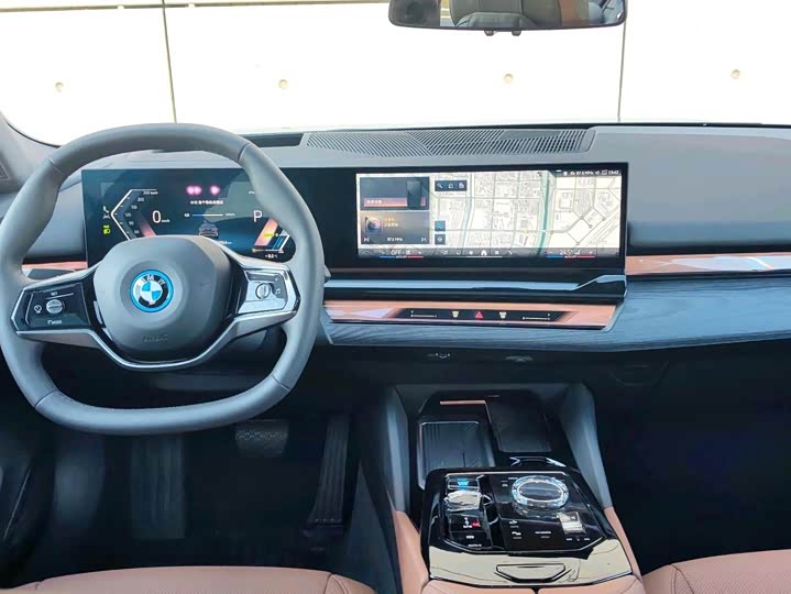 BMW i5 2024 2024款 eDrive 35L 尊享型 豪华套装
