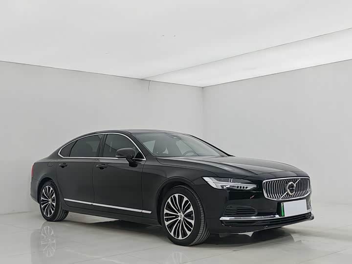 Volvo S90 Hybrid 2025 2025款 插电式混动 四驱长续航智逸豪华版
