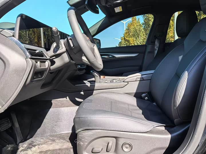 Cadillac CT5 2025 2025款 28T 城市运动版