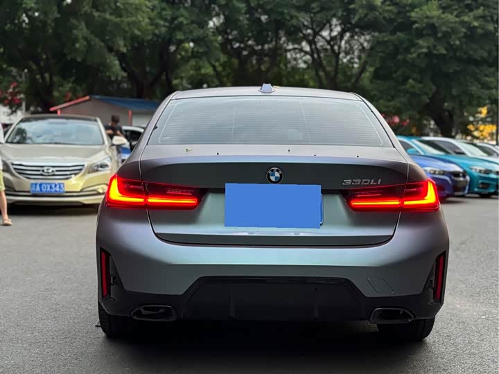 BMW 3 Series 2025 2025款 330Li M运动曜夜套装