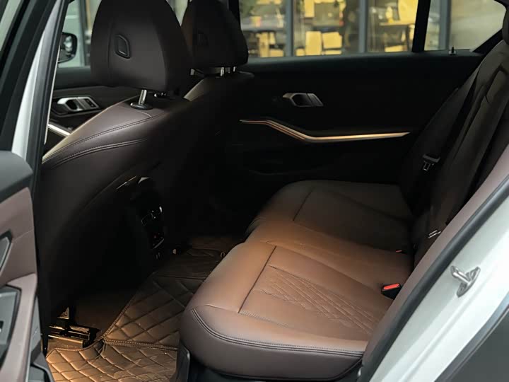 BMW 3 Series 2025 2025款 330Li M运动曜夜套装