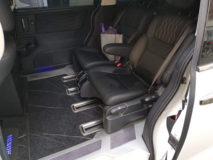 Honda Odyssey 2024 2024款 2.0L e:HEV 锐·悦享版