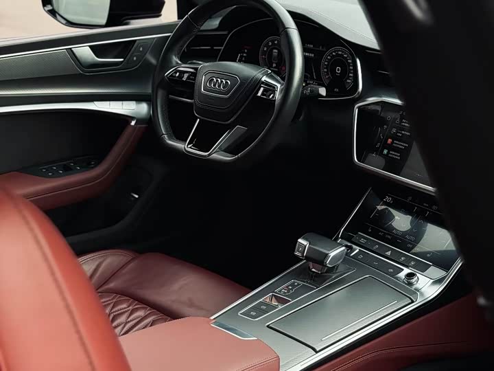 Audi A7L 2024 2024款 45 TFSI quattro S-line 黑武士版