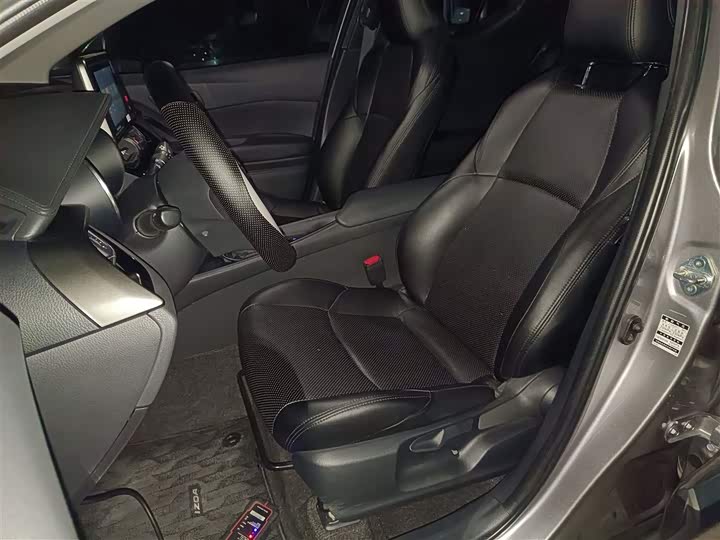 Toyota Izoa 2022 2022款 2.0L 奕行版