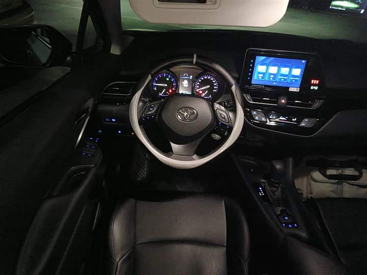 Toyota Izoa 2022 2022款 2.0L 奕行版