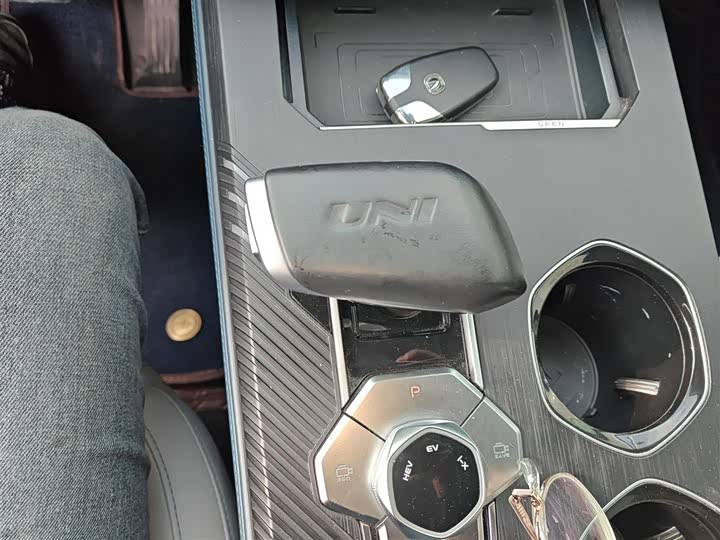 Changan UNI-K Hybrid 2023 2023款 智电iDD 1.5T 135km智趣型