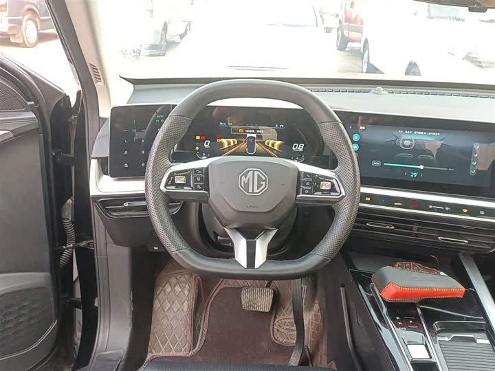 MG Motor One 2022 2022款 α-数智运动系列 1.5T 初创版