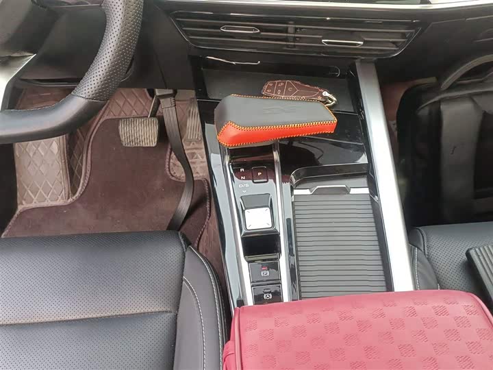 MG Motor One 2022 2022款 α-数智运动系列 1.5T 初创版