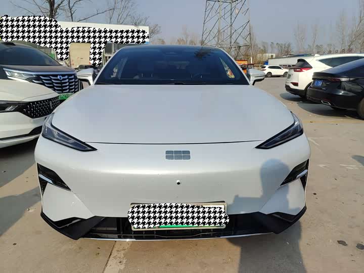 Geely Galaxy E8 2024 2024款 665km 后驱星舰 远航版