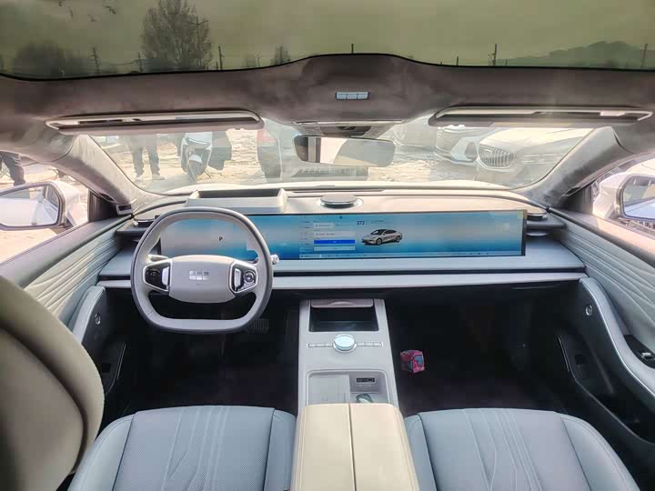 Geely Galaxy E8 2024 2024款 665km 后驱星舰 远航版