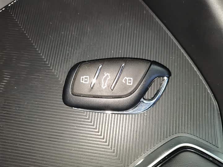 MG Motor 5 2025 2025款 180DVVT 全球抢先版