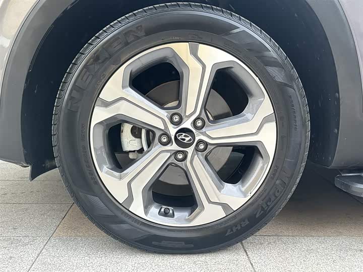 Hyundai Santa Fe 2020 2020款 380 TGDi 自动两驱GLS豪华版