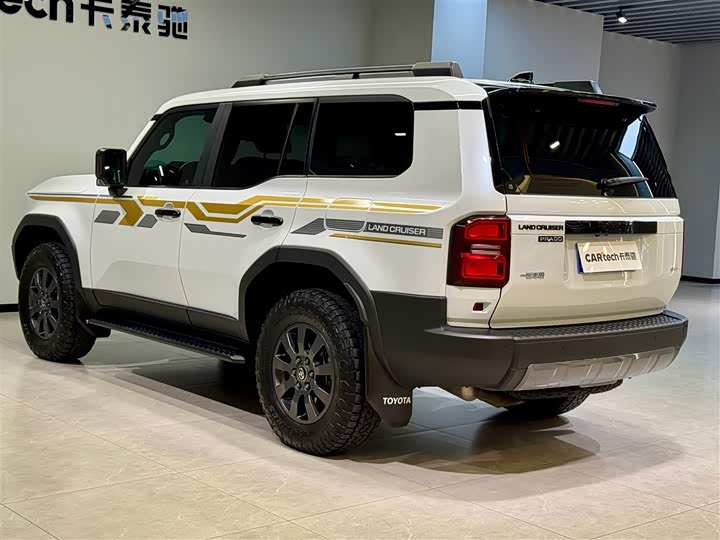 Toyota Prado 2024 2024款 2.4T 悍野WX版 6座