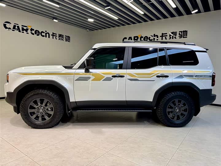 Toyota Prado 2024 2024款 2.4T 悍野WX版 6座