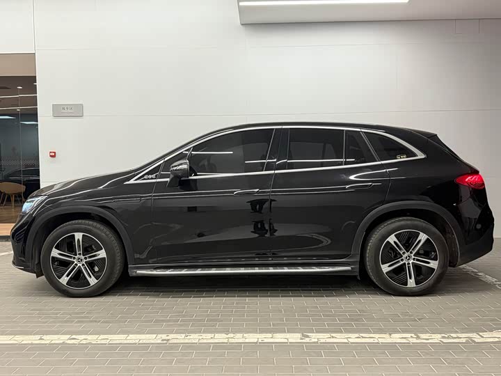 Mercedes-Benz EQE SUV 2024 2024款 500 4MATIC 先锋版